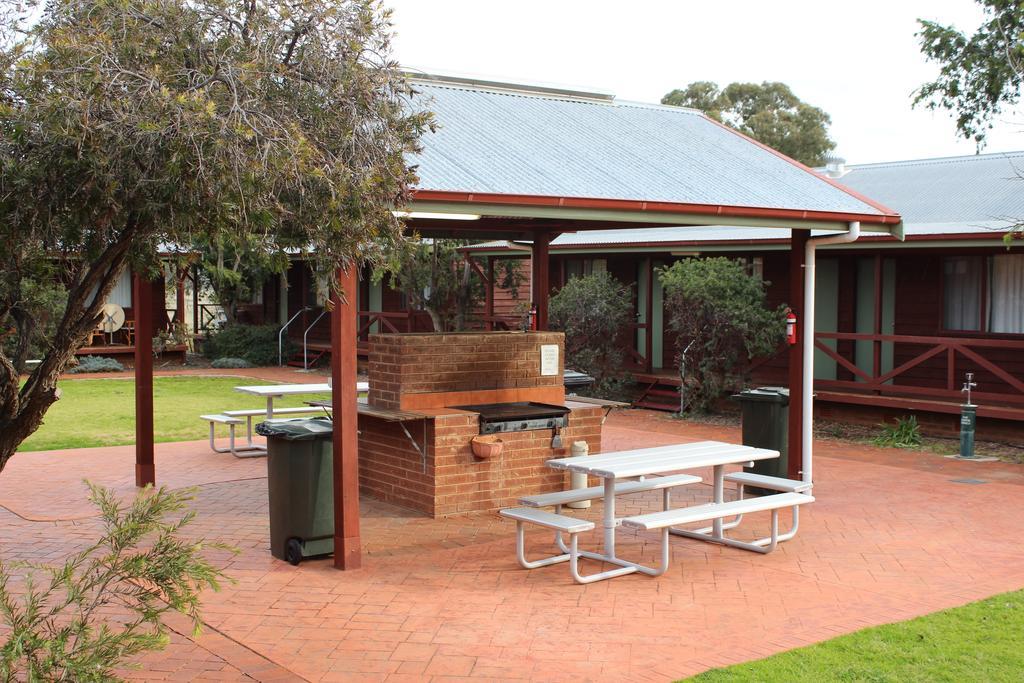 Aussie Cabins Hotel Dubbo Habitación foto